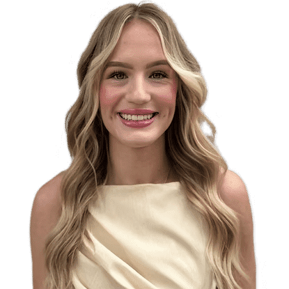 Portrait of Serenna, a professional stylist at Headlines The Salon, showcasing their expertise and style.