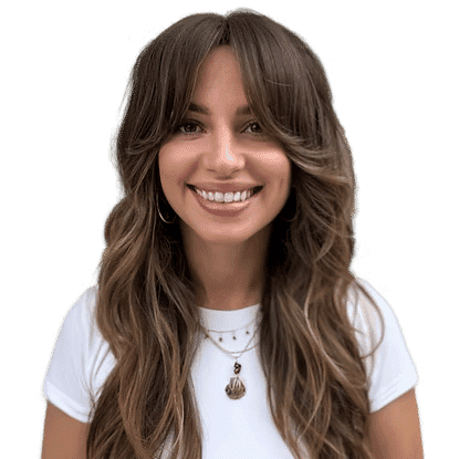 Portrait of Leeann, a professional stylist at Headlines The Salon, showcasing their expertise and style.